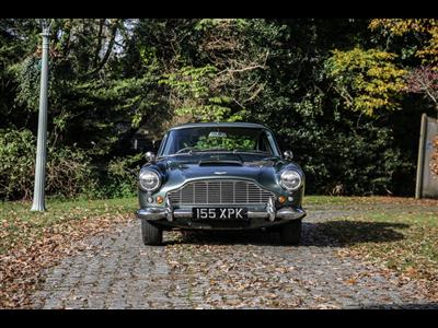 Aston Martin+DB4